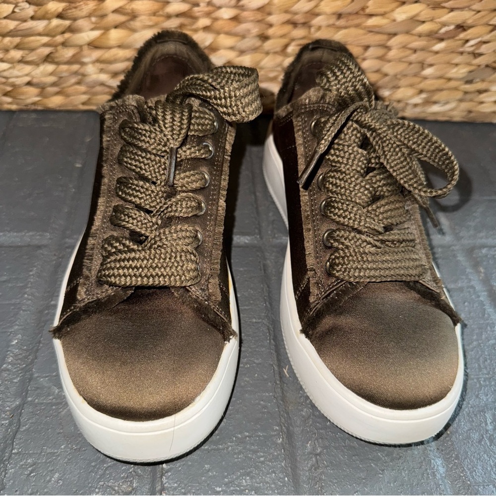 Mossimo Women’s 8 Olive Green Satin Sneakers Casual Shoes Lace Up Fringe Detail